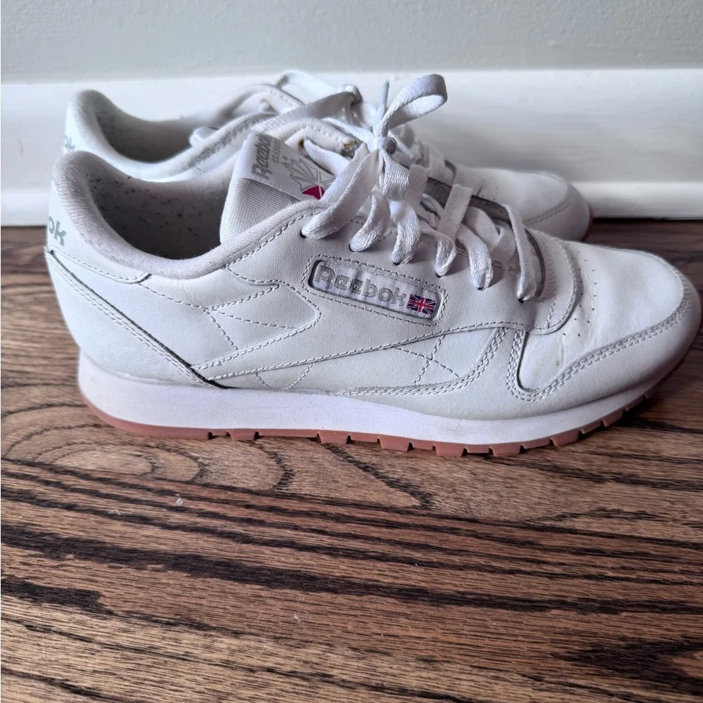 Women's Reebok Classic Leather Casual sneakers - Picture 2 of 5